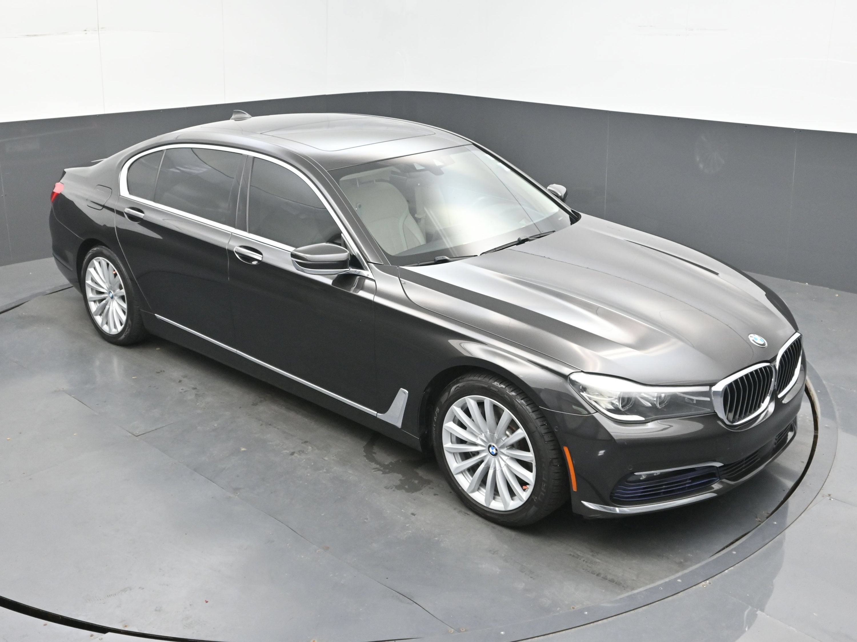 2017 BMW 7 Series 740i xDrive
